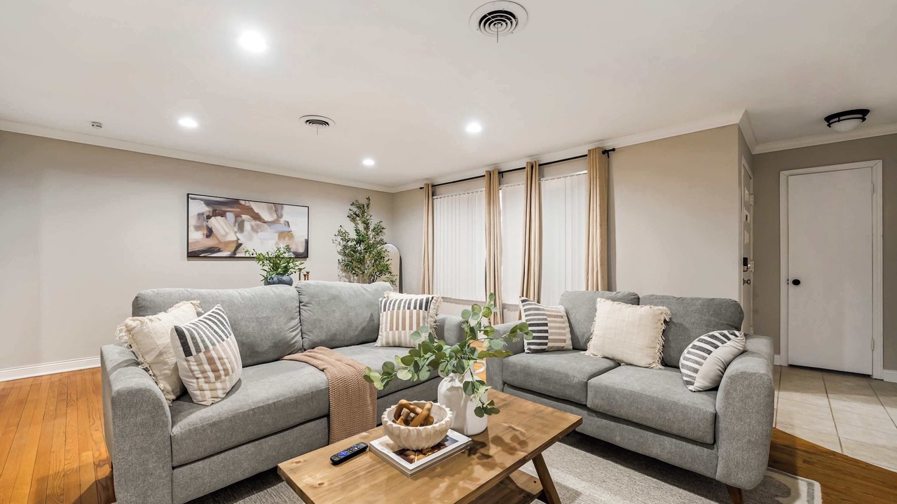 Photo of Livingroom in Tinley Park