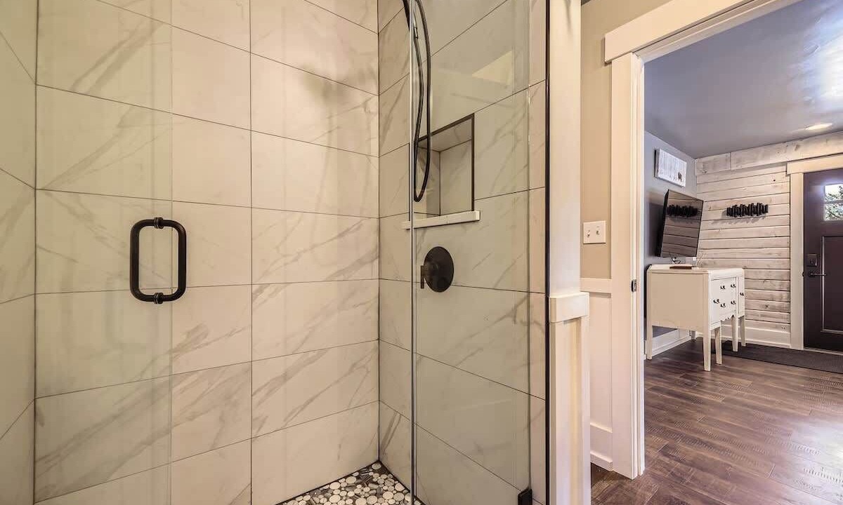 Photo of Bathroom in Morrison