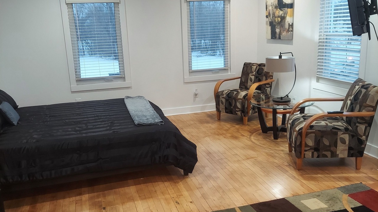 Photo of Bedroom in Drayton Plains