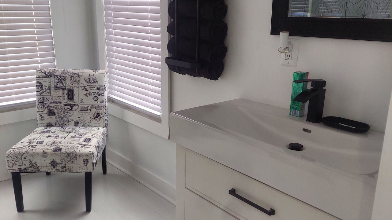 Photo of Bathroom in Drayton Plains