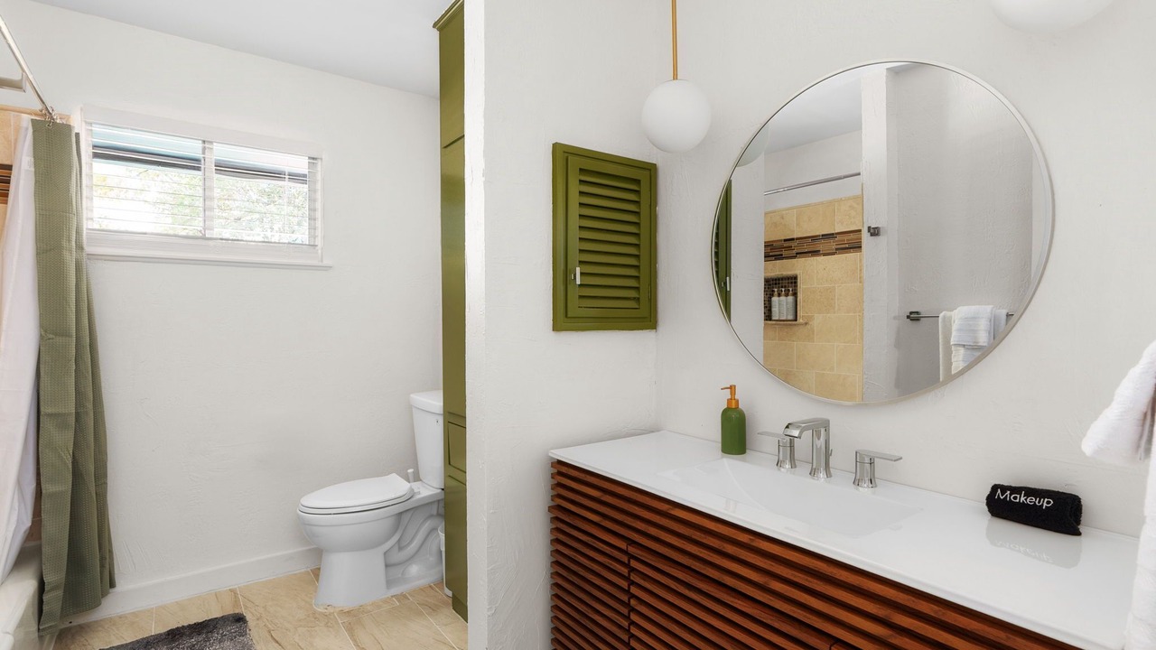 Photo of Bathroom in University Hills