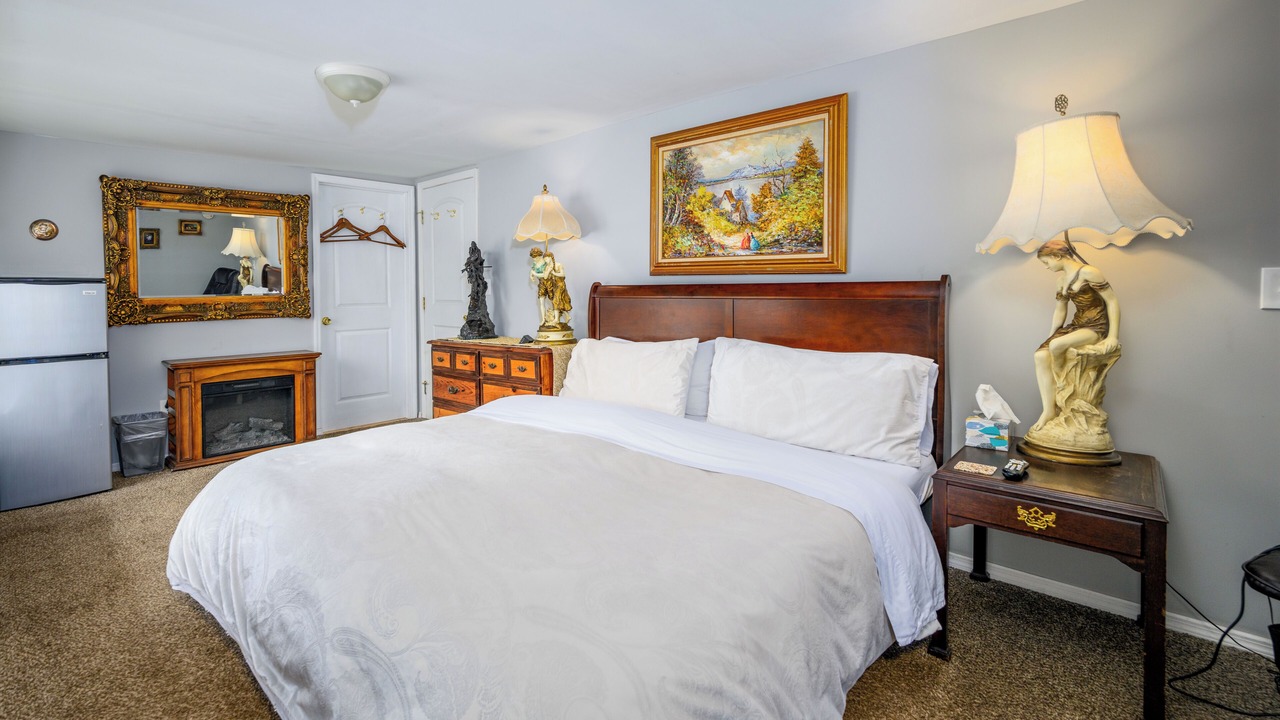 Photo of Bedroom in Maplecrest