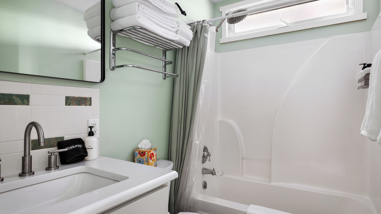 Photo of Bathroom in New Market