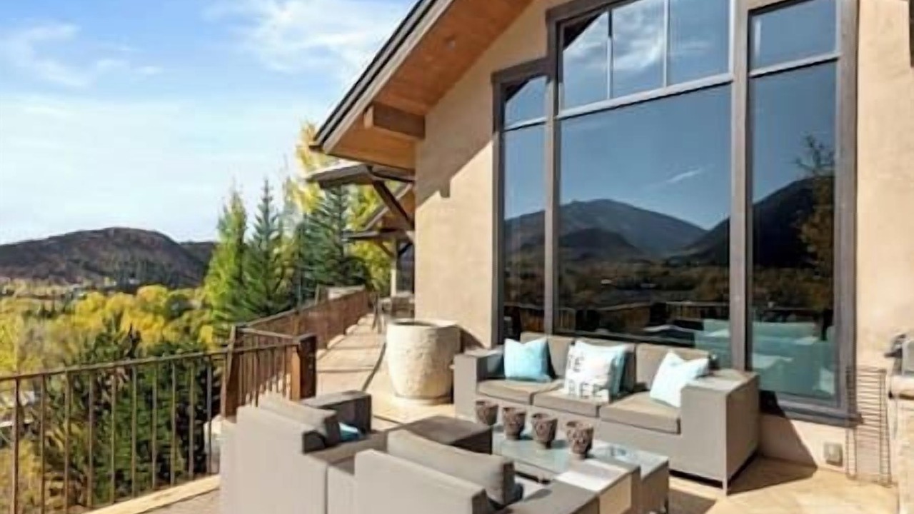 Photo of Patio Balcony in Red Mountain