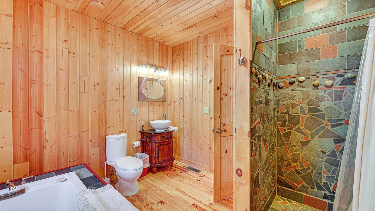 Photo of Bathroom in Mustoe