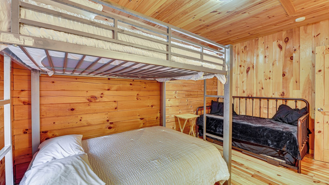 Photo of Bedroom in Mustoe