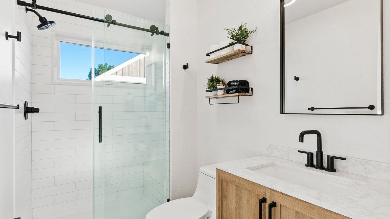 Photo of Bathroom in North Central Westminster