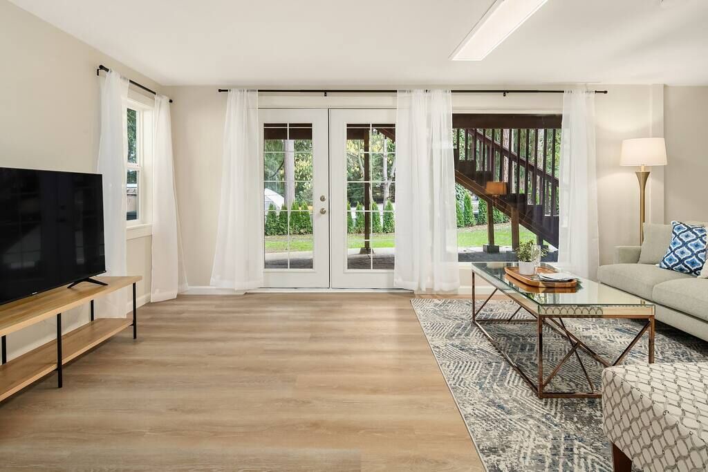 Photo of Bedroom in Lake Hills
