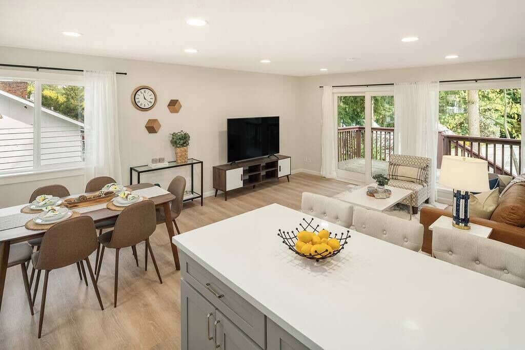 Photo of Bedroom in Lake Hills