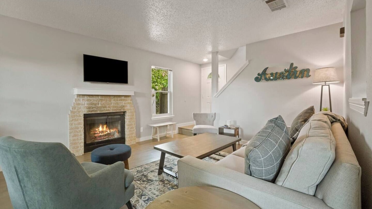 Photo of Livingroom in Springwoods