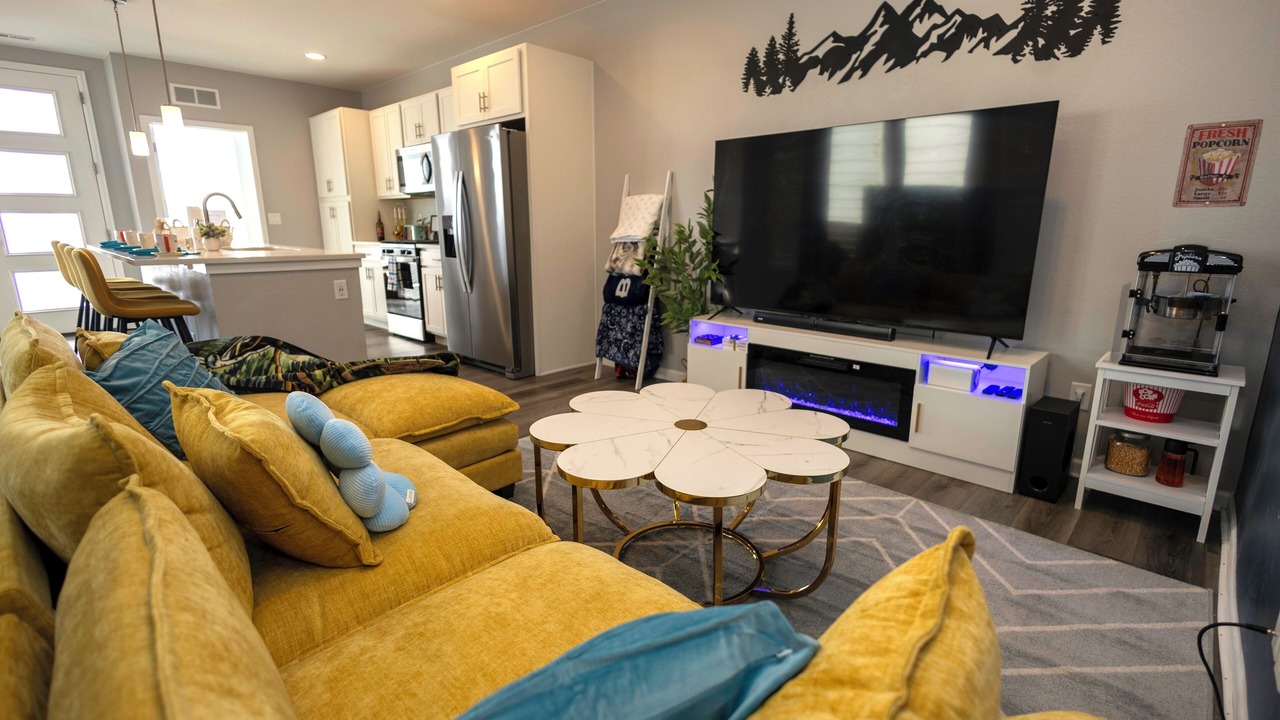 Photo of Livingroom in Dupont