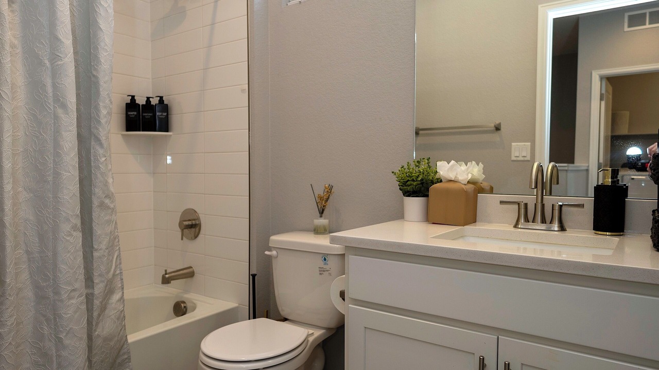 Photo of Bathroom in Dupont