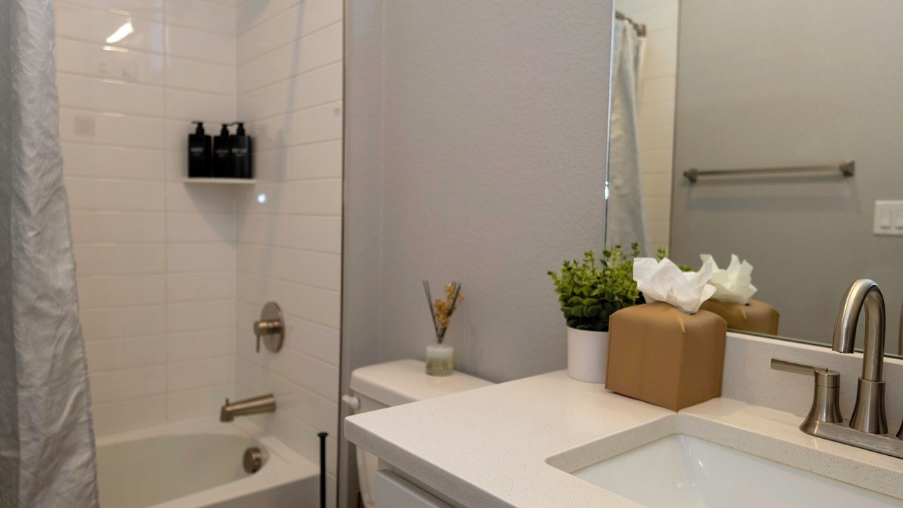 Photo of Bathroom in Dupont