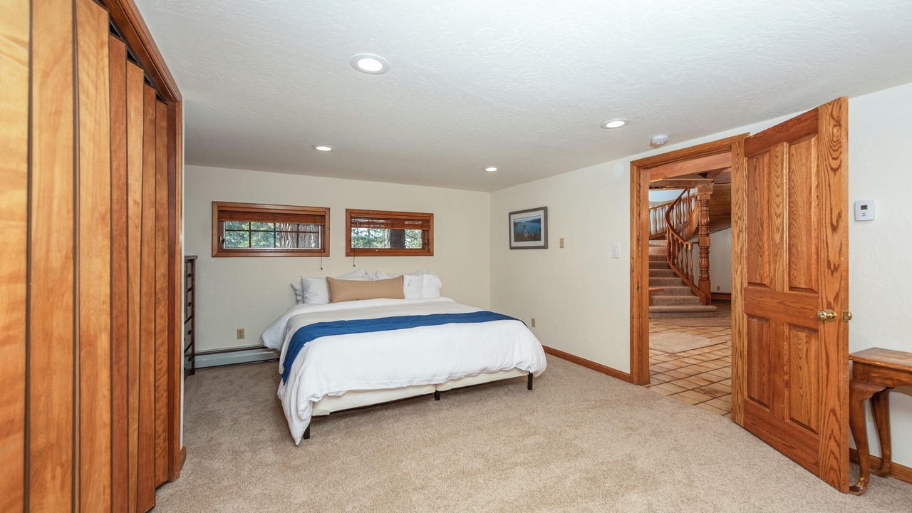 Photo of Bedroom in Lincoln Park