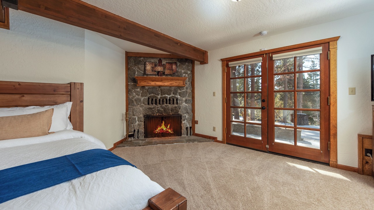 Photo of Bedroom in Lincoln Park