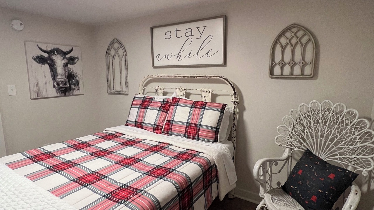 Photo of Bedroom in Leipers Fork