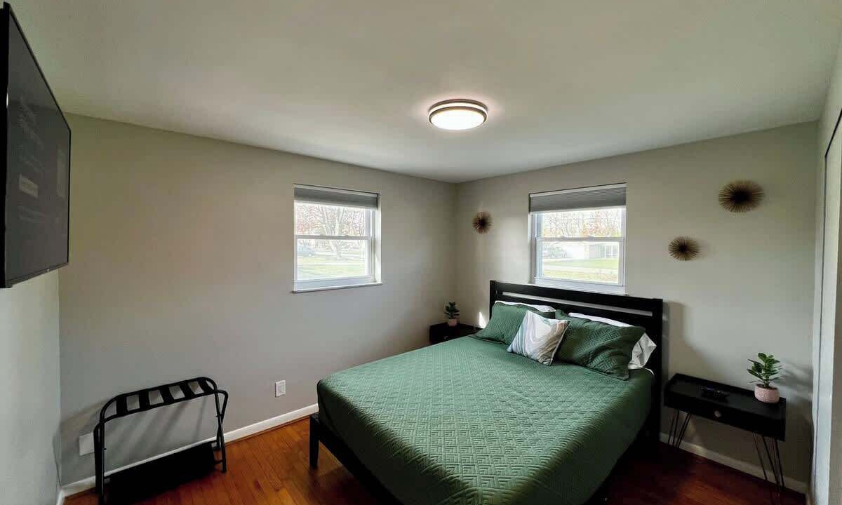 Photo of Bedroom in Day Heights