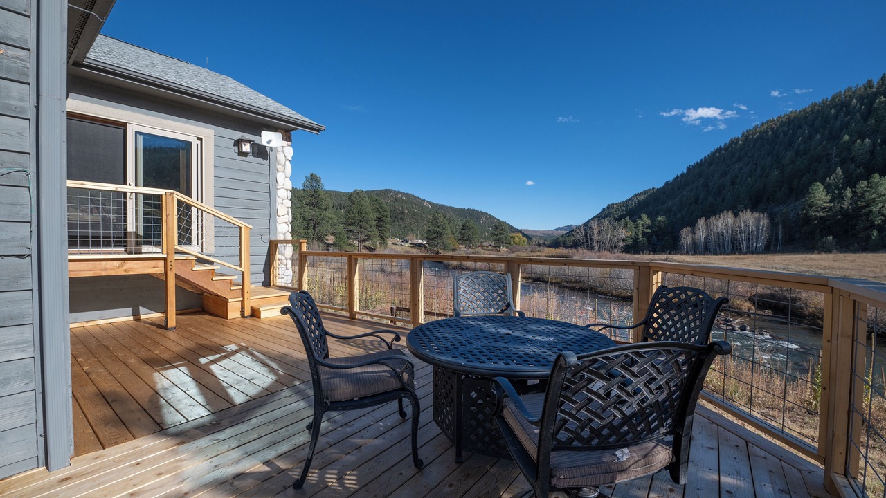 Photo of Outdoor in Pine