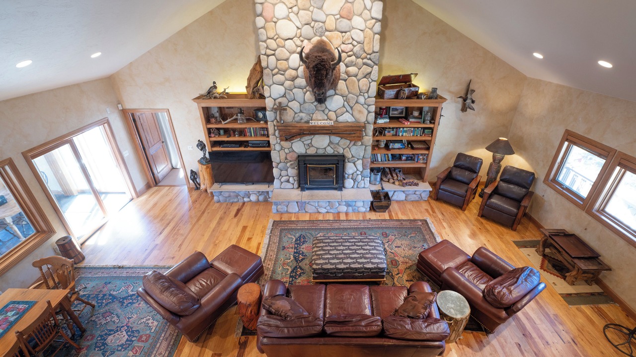 Photo of Livingroom in Pine