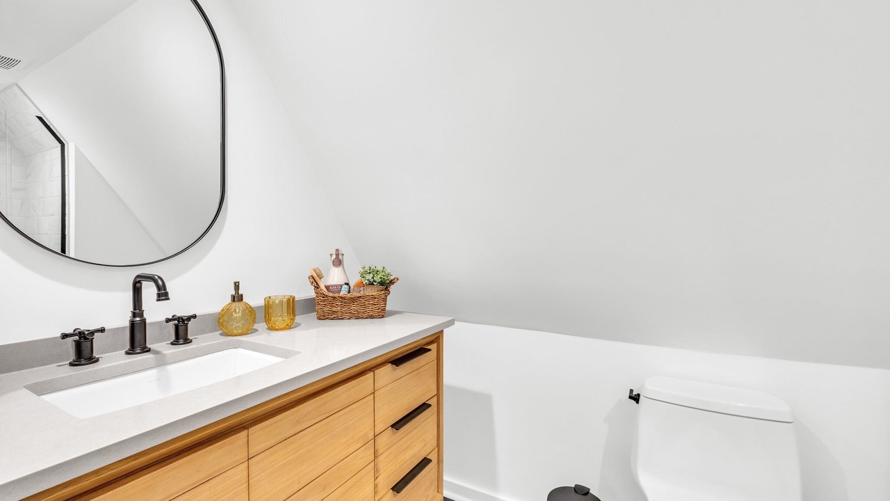 Photo of Bathroom in Ooltewah