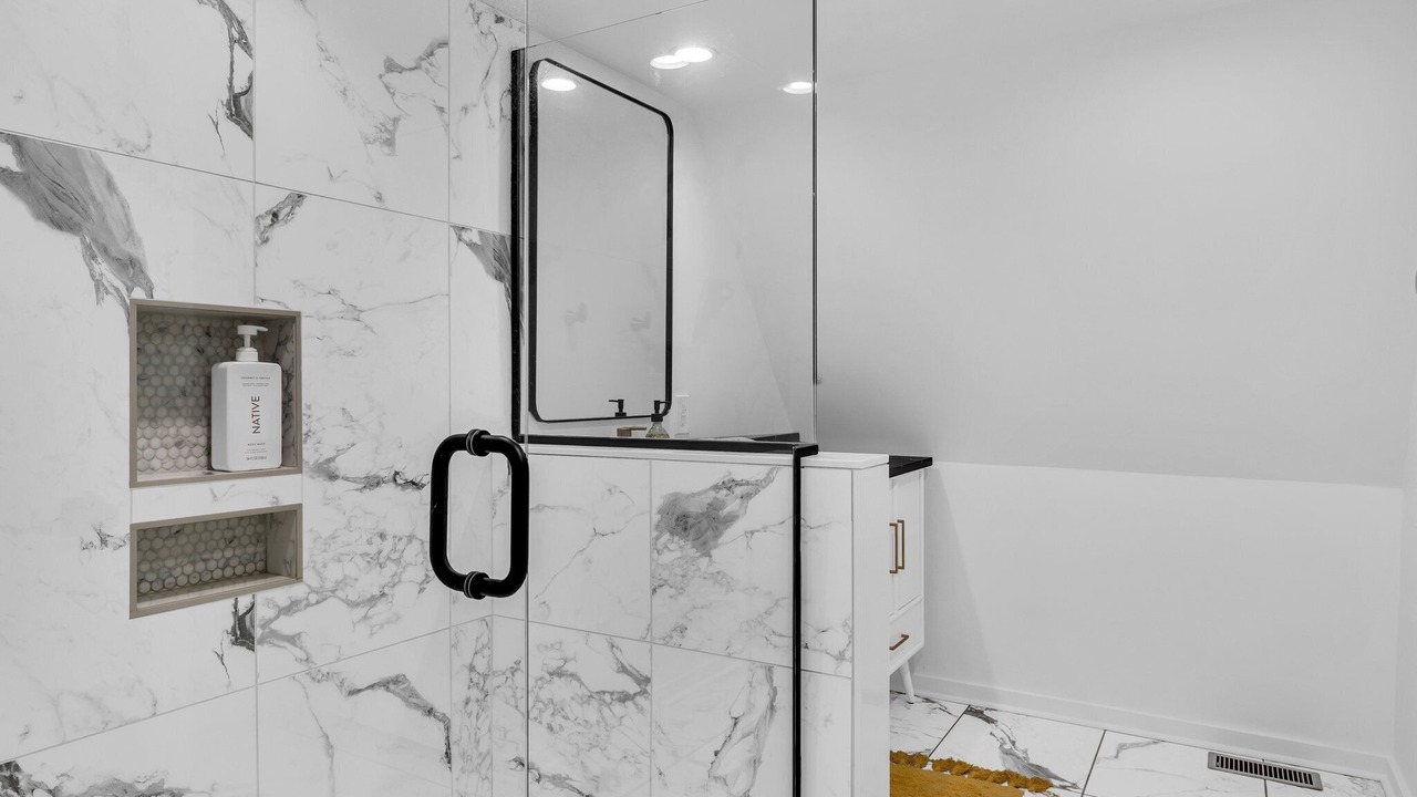 Photo of Bathroom in Ooltewah