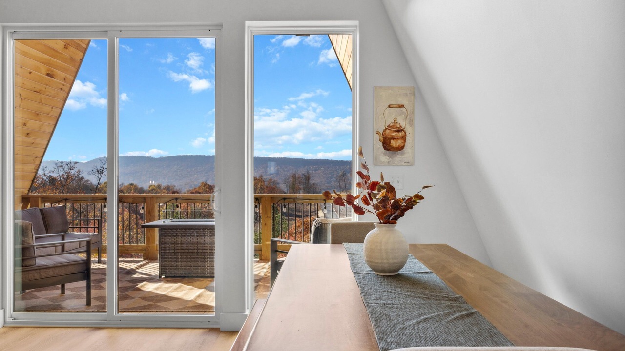 Photo of Bedroom in Chattanooga Valley