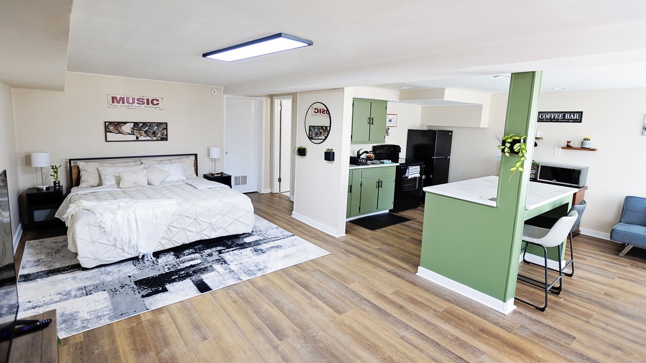 Photo of Bedroom in Merry Oaks