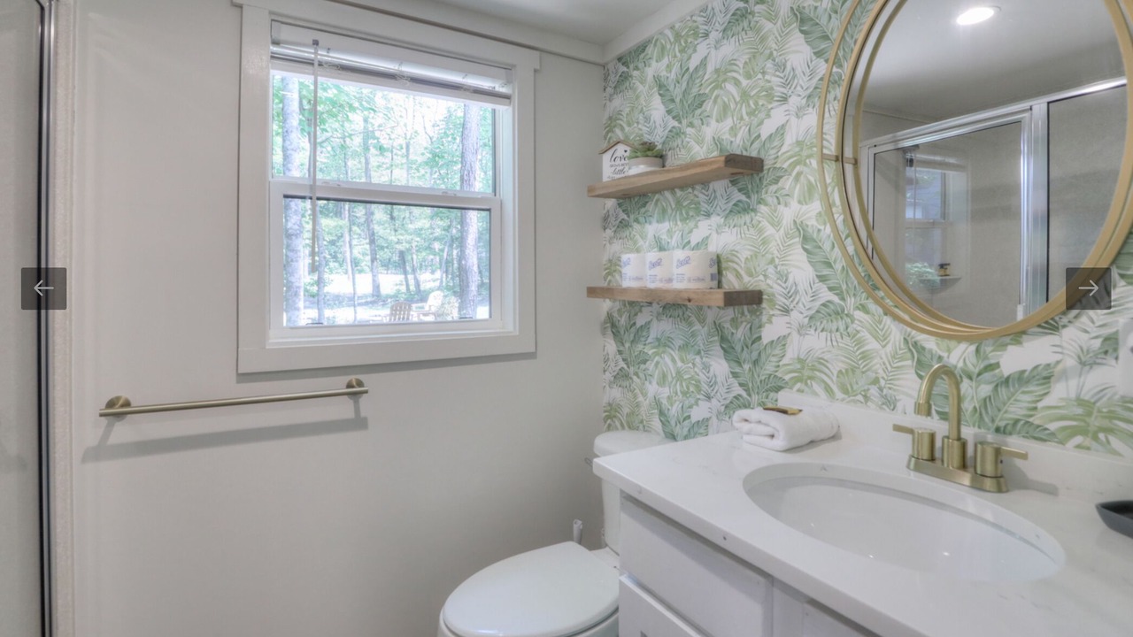 Photo of Bathroom in Monteagle