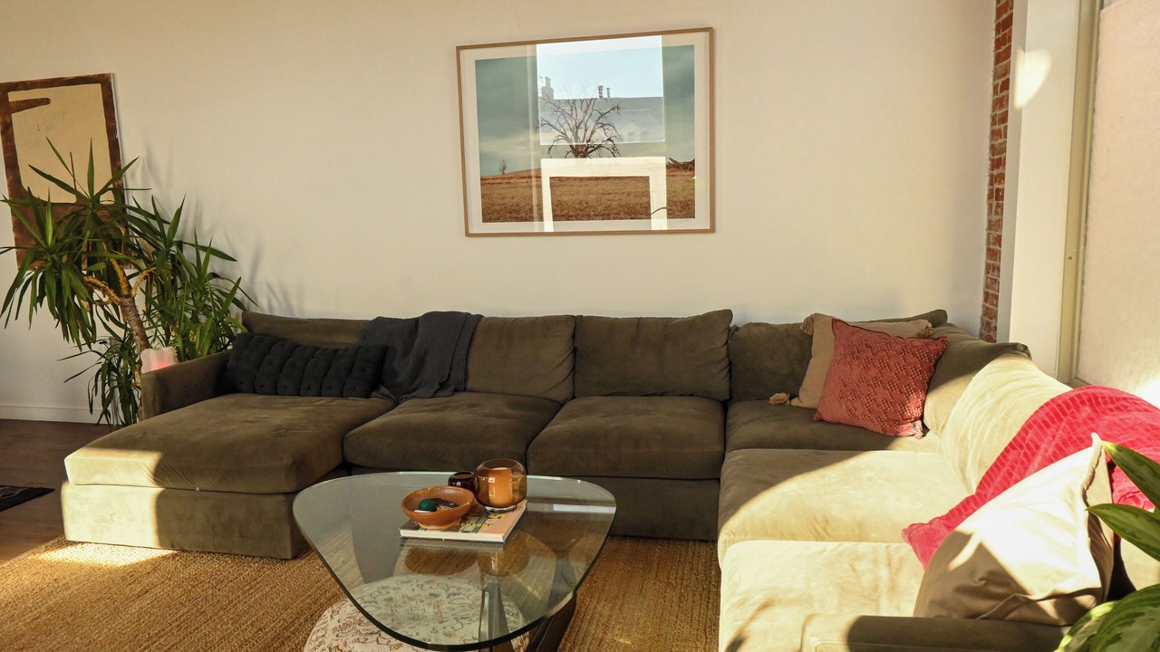 Photo of Livingroom in Lincoln Park