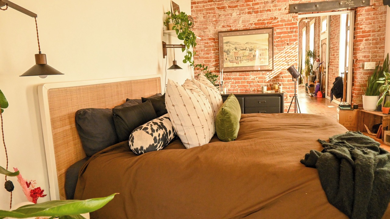 Photo of Bedroom in Lincoln Park