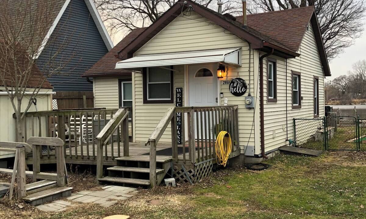Photo of Outdoor in Shoreland