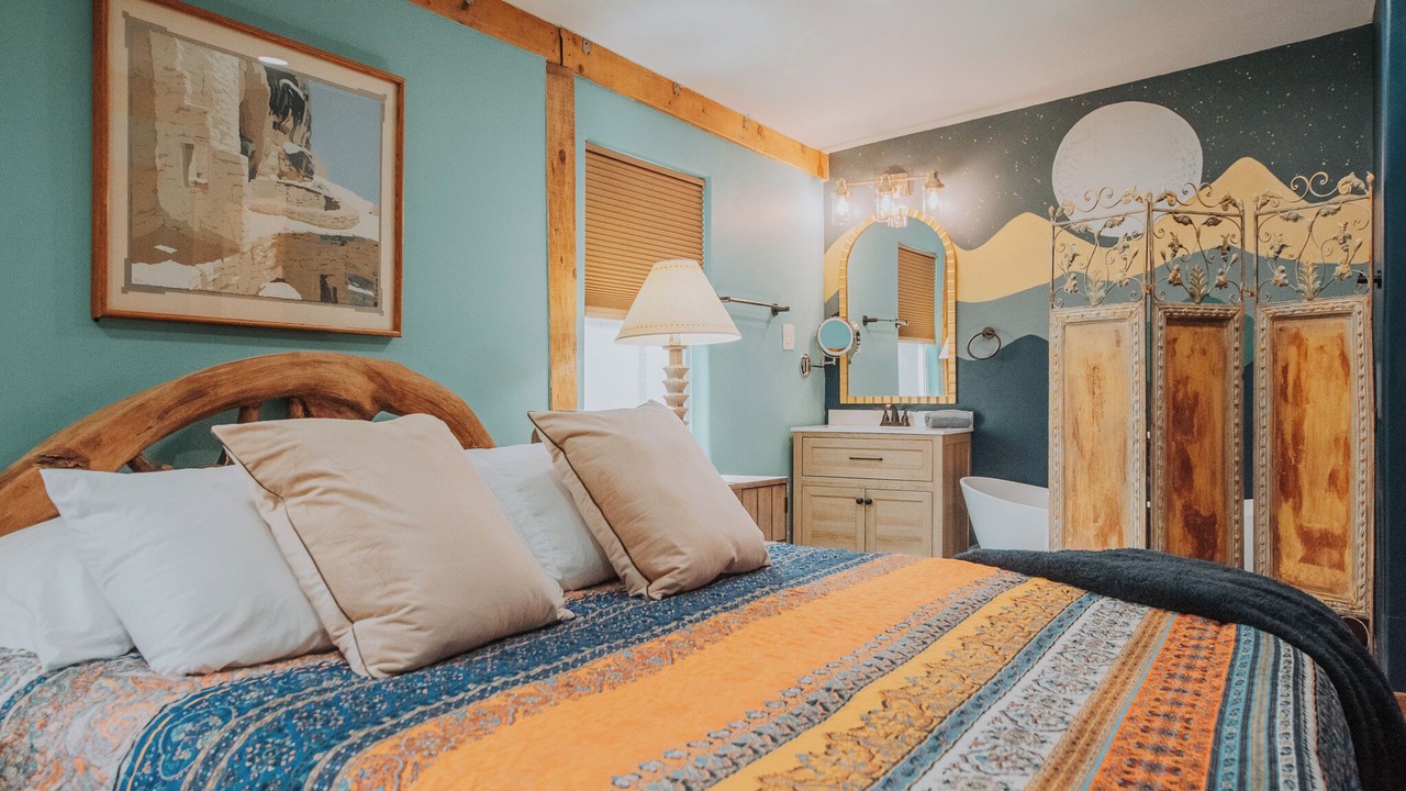 Photo of Bedroom in North Valley