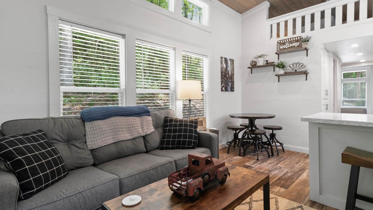 Photo of Livingroom in Monteagle