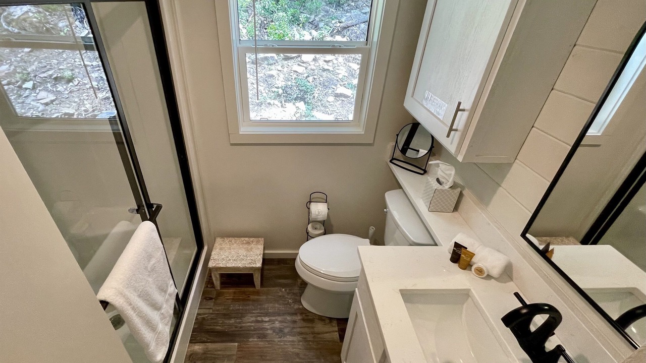 Photo of Bathroom in Monteagle