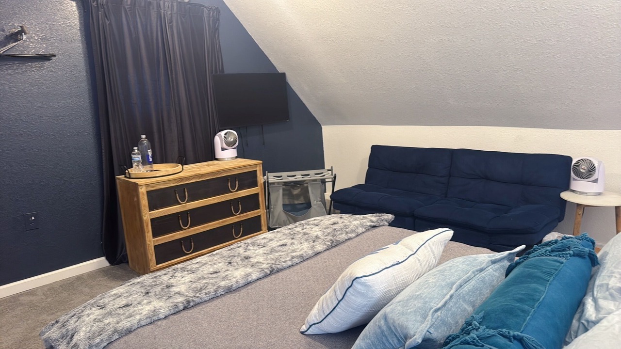Photo of Bedroom in Alvin