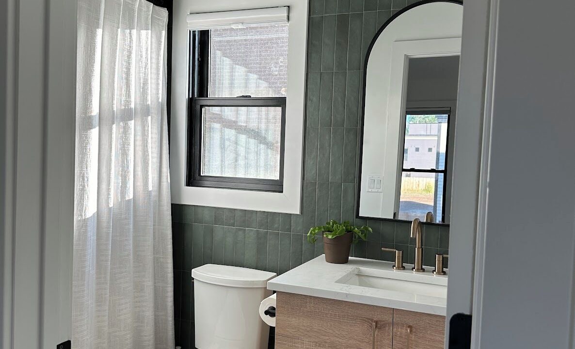 Photo of Bathroom in Curtis Park