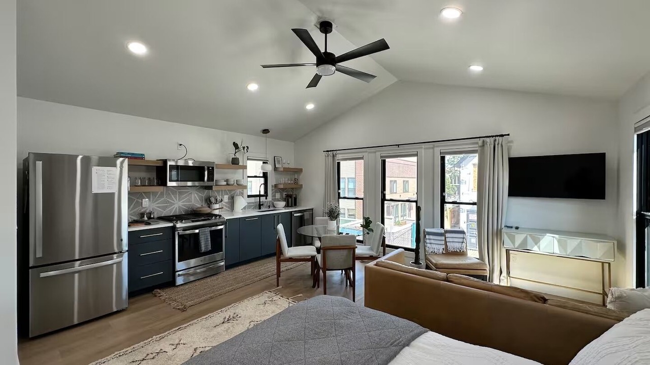 Photo of Bedroom in Curtis Park