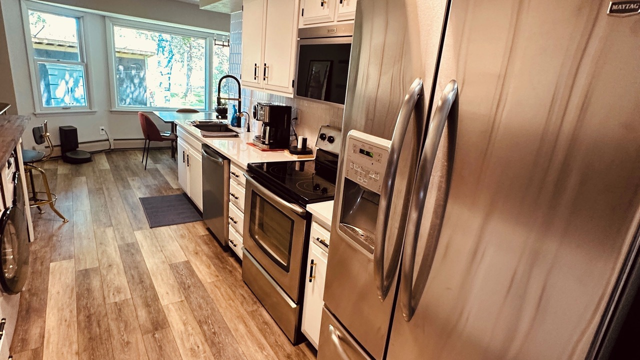 Photo of Kitchen in Black Wolf