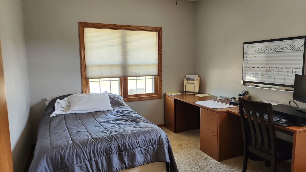 Photo of Bedroom in Black Wolf