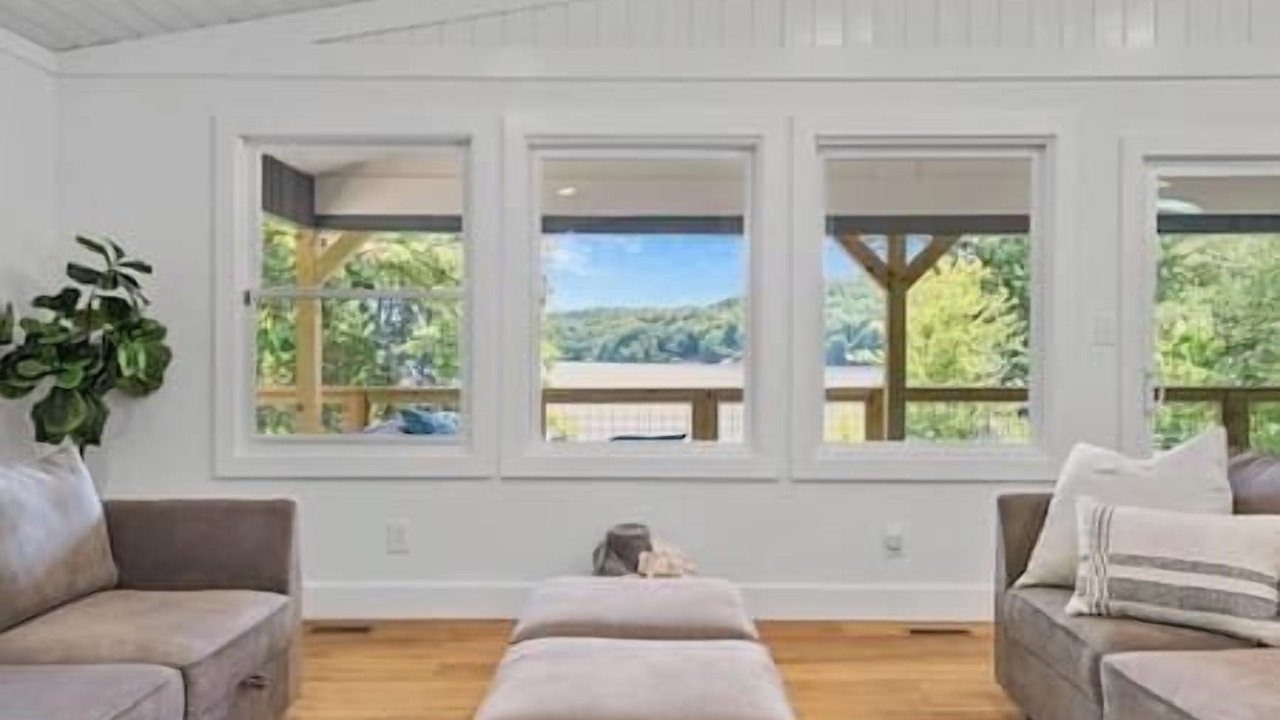 Photo of Livingroom in Spring City