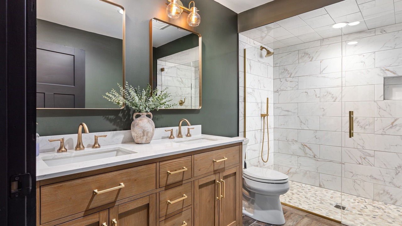 Photo of Bathroom in Covert