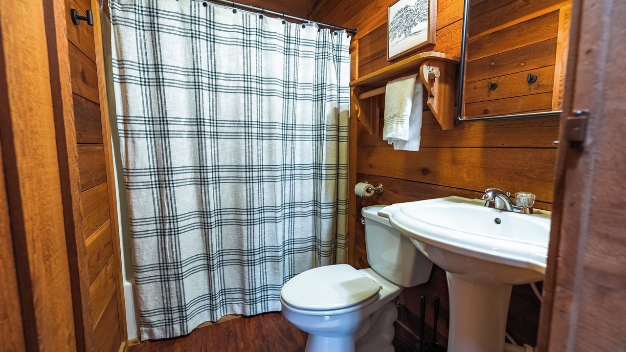 Photo of Bathroom in Monteagle