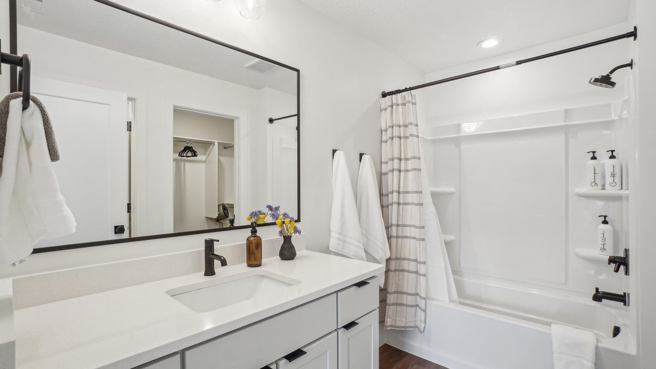 Photo of Bathroom in Mountain Green