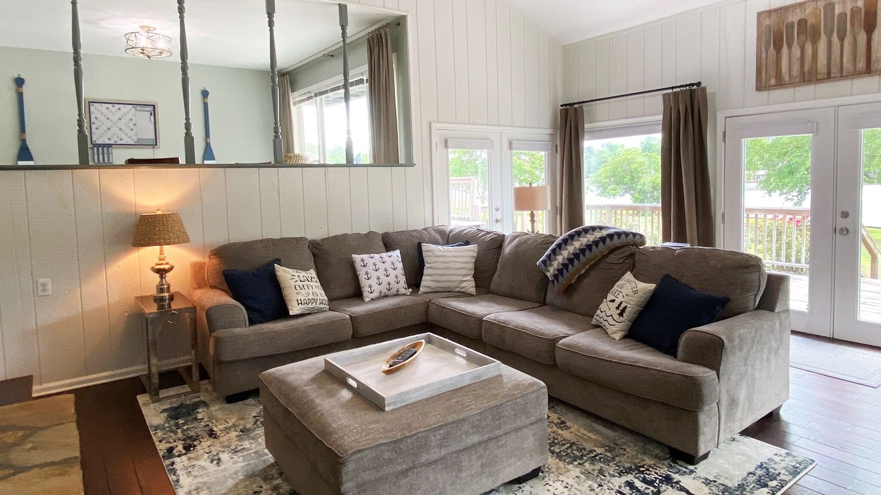 Photo of Livingroom in Eatonton