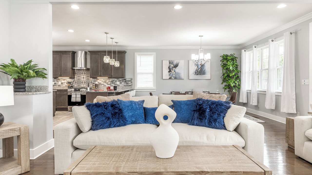 Photo of Livingroom in Northside