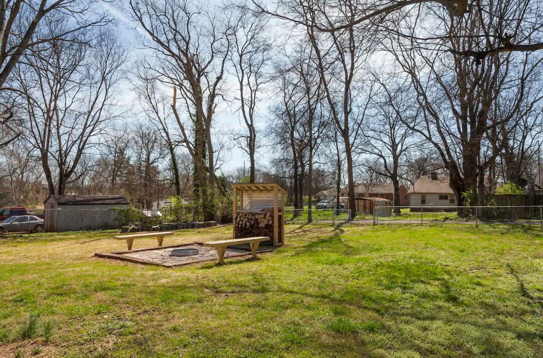 Photo of Outdoor in Woodbine