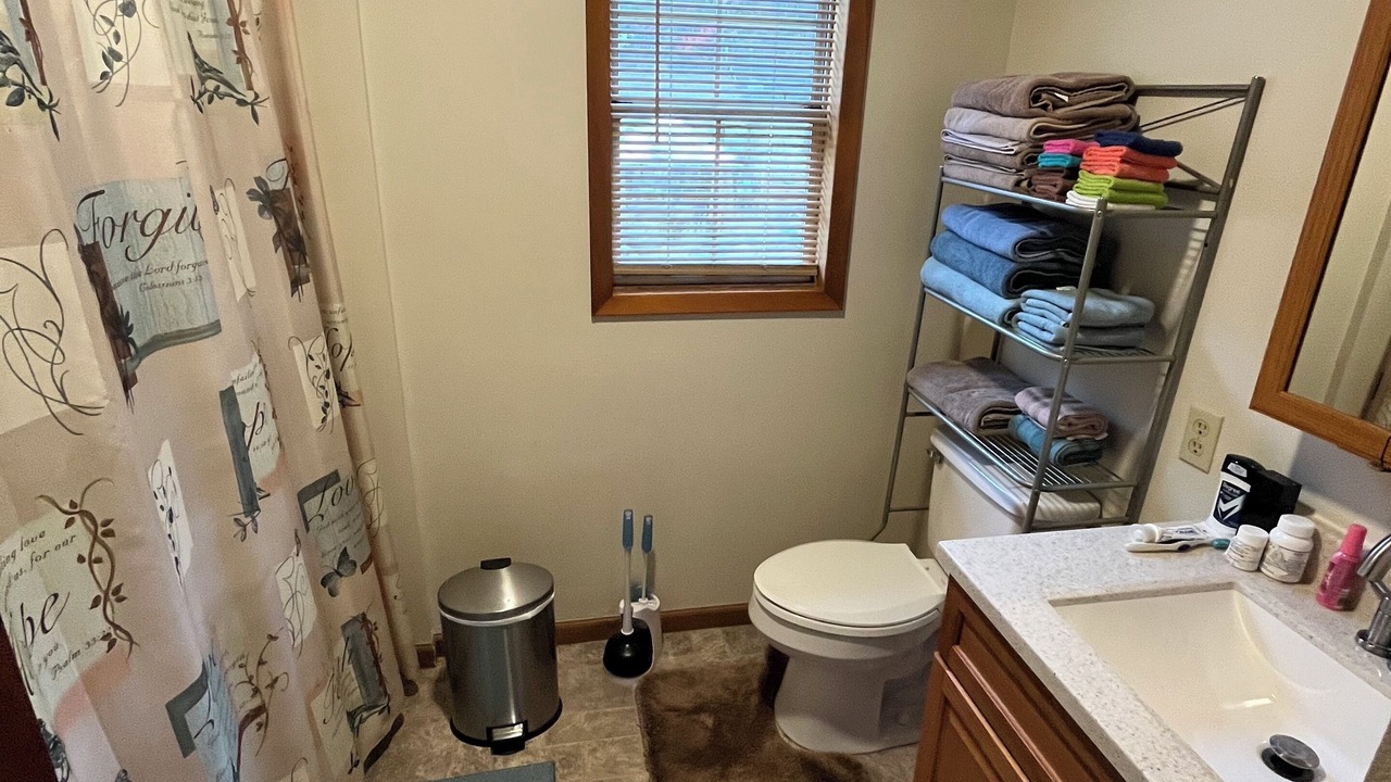 Photo of Bathroom in Matewan