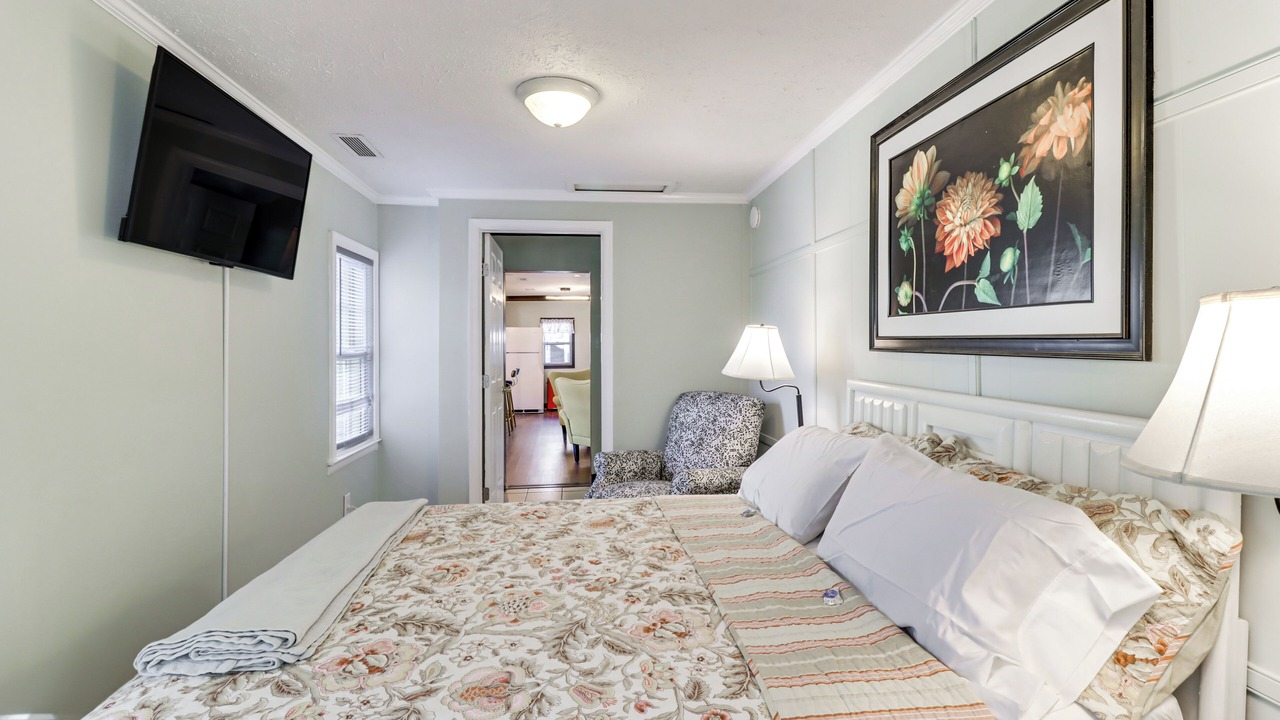 Photo of Bedroom in Rock Point