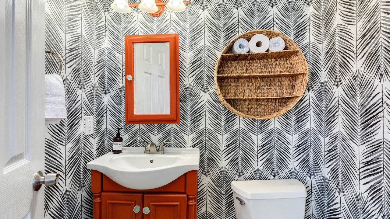 Photo of Bathroom in Jamaica Beach