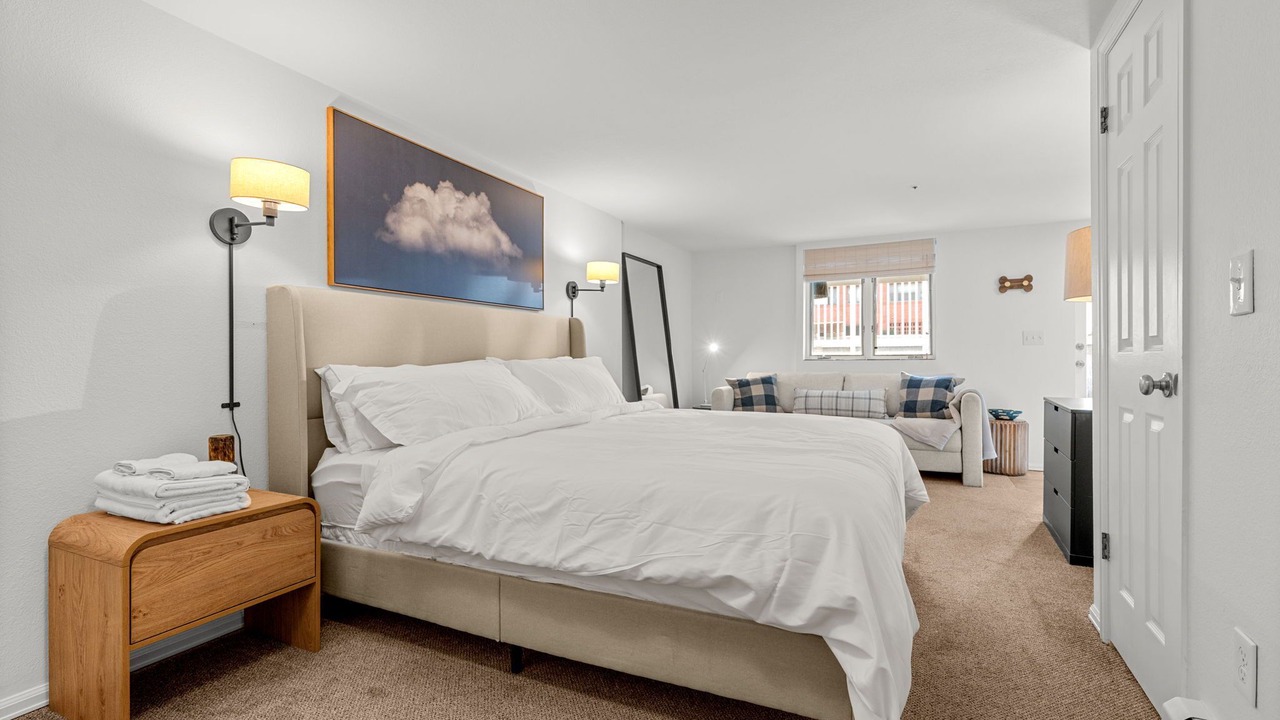 Photo of Bedroom in Downtown